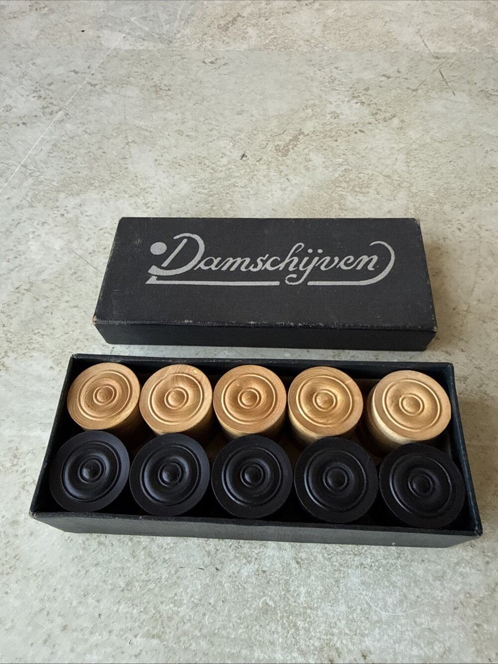 Vintage Wooden Checkers Pieces In Box Damschijven